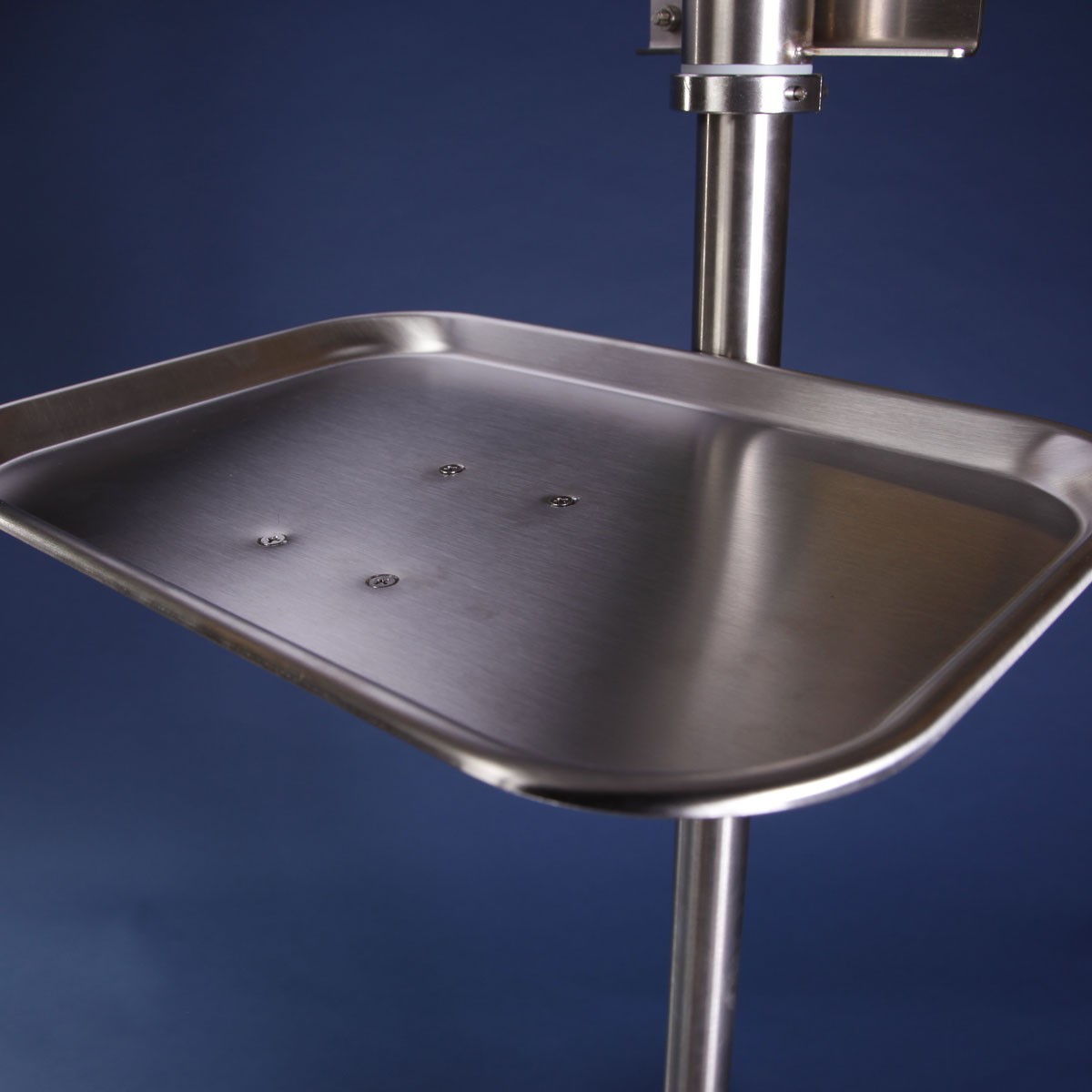 EZSystems Mayo Tray Anesthesia Pole Stand Attachment VETMAX®